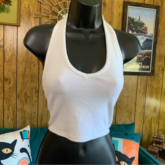 Forever 21 Tops - Forever 21 Off-White Ribbed Halter Tank Top